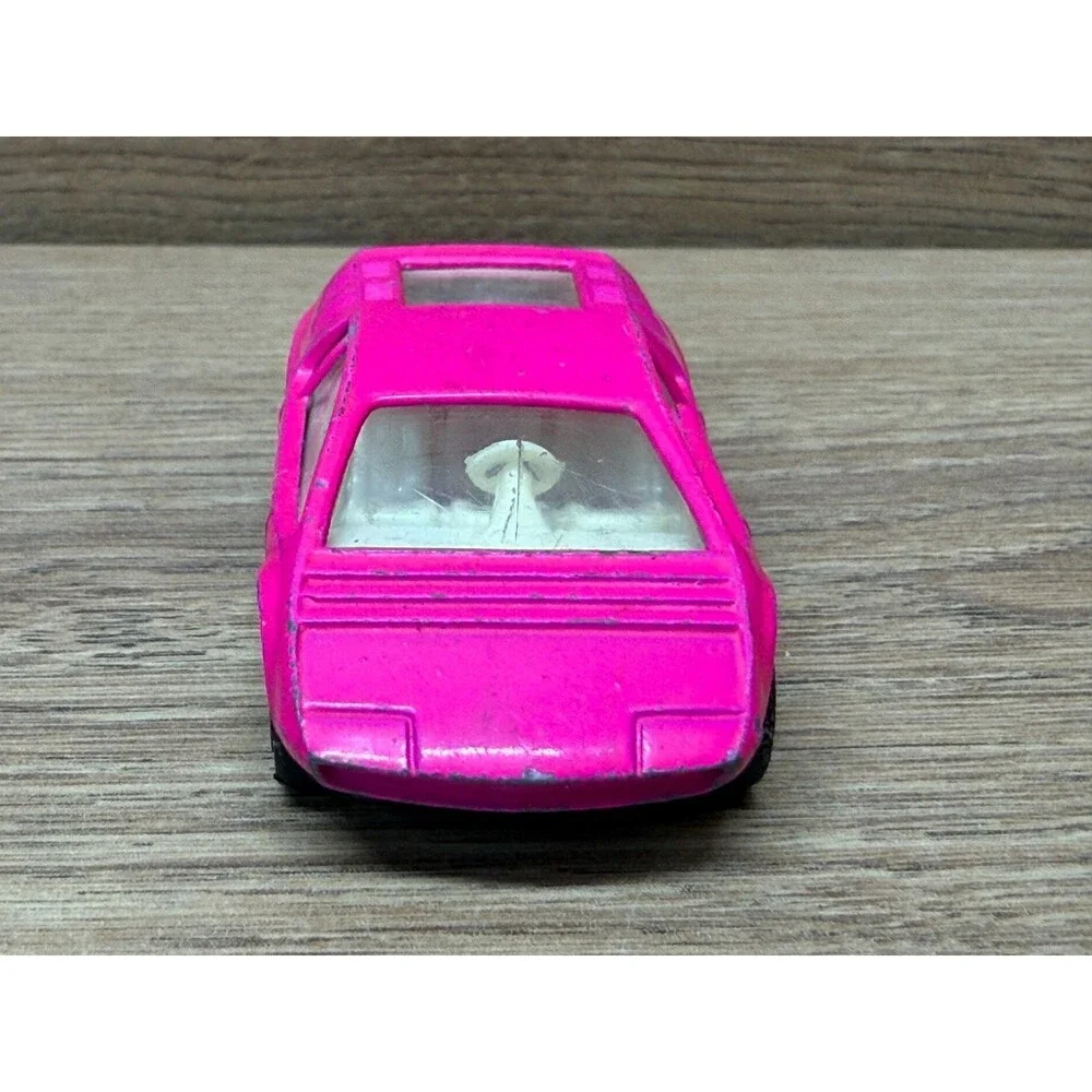 Corgi Juniors Whizzwheels Pink Bizzarrini Manta 1:64 Diecast Race Car - Vintage